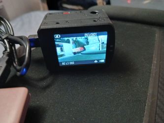1080p 60fps Action Camera with LCD Screen