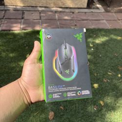 RAZER  BASILISK V3