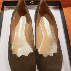 NEW Saks Fifth Avenue Dark Moss Green Suede Flats Sz 7.5