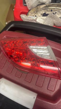 Nissan Sentra tail lights 2013 2016