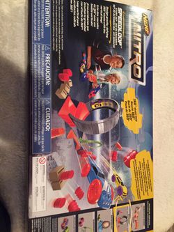 Nerf Nitro Speedloop w/2 foam cars