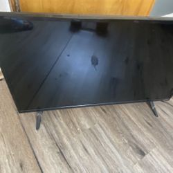 Vizio 32” Smart Tv