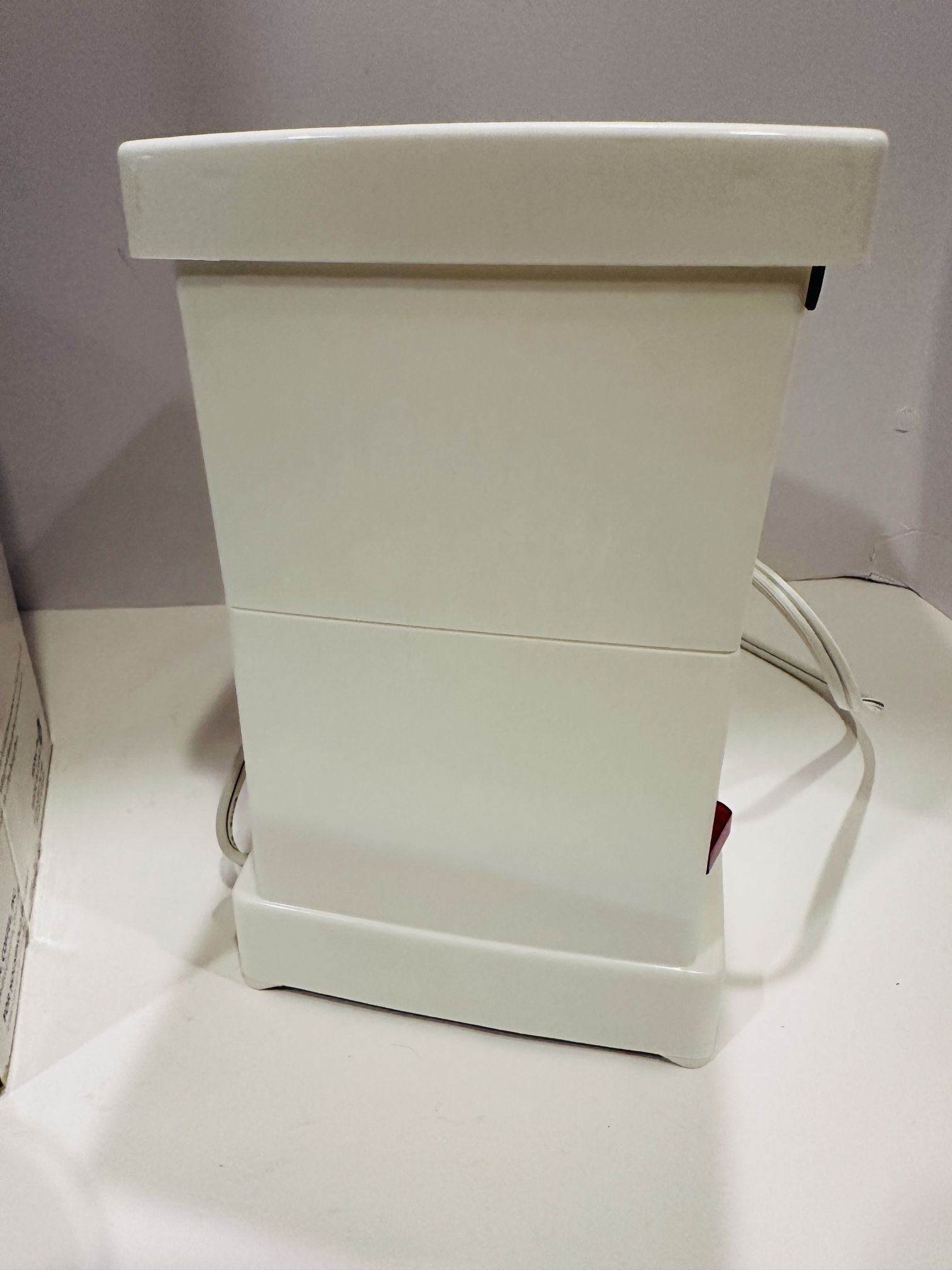 Vintage 1990 Mr Coffee Jr Model JR-4 Mini 4 Cup Coffee Maker White Tested Works!