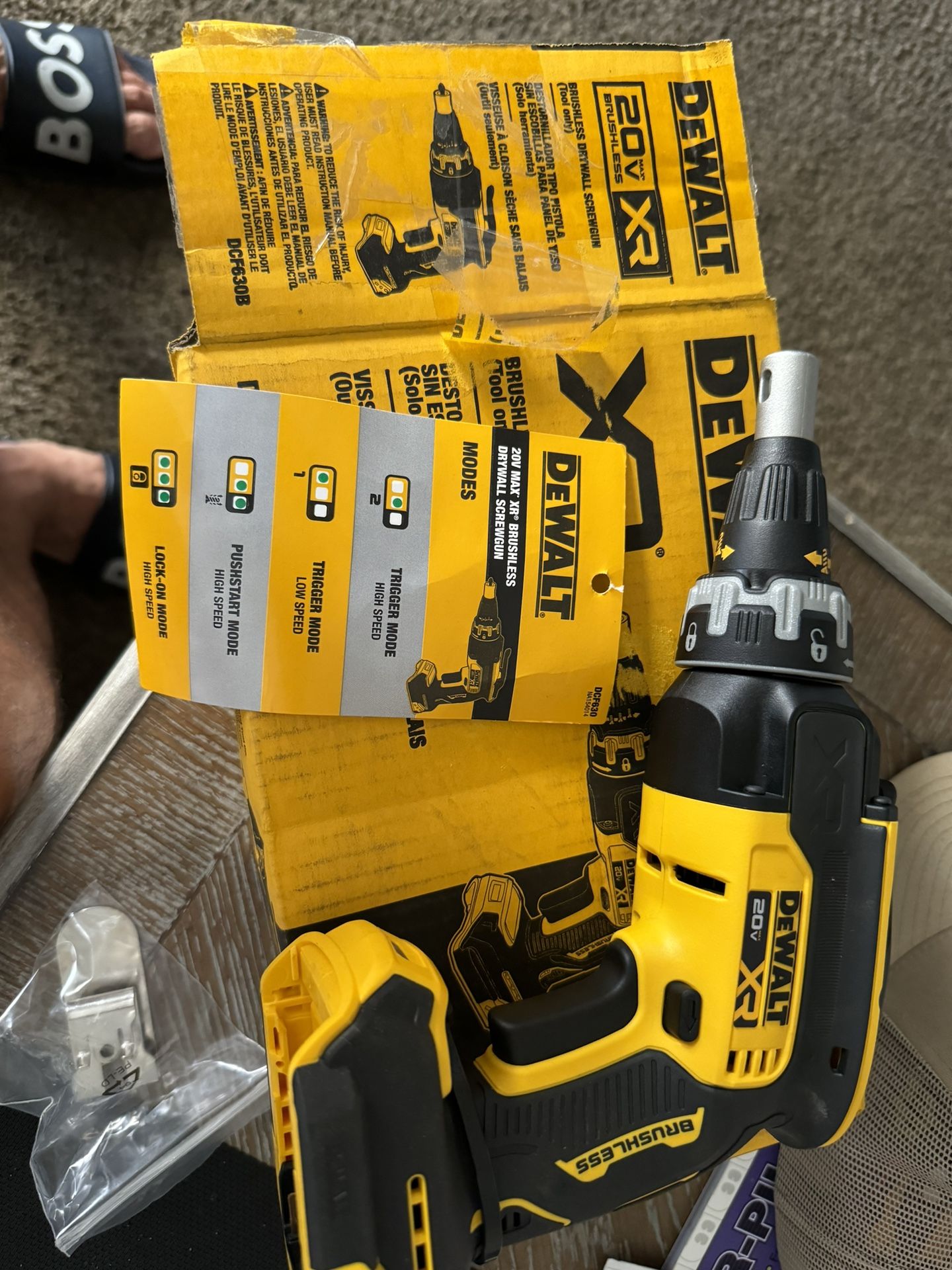 DEWALT XR 20V MAX Lithium-Ion Cordless Brushless Screw Gun (Tool Only