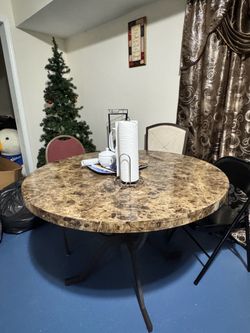 Round Dining Table