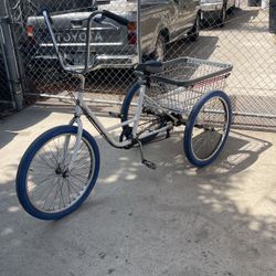 SCHWINN Bike 