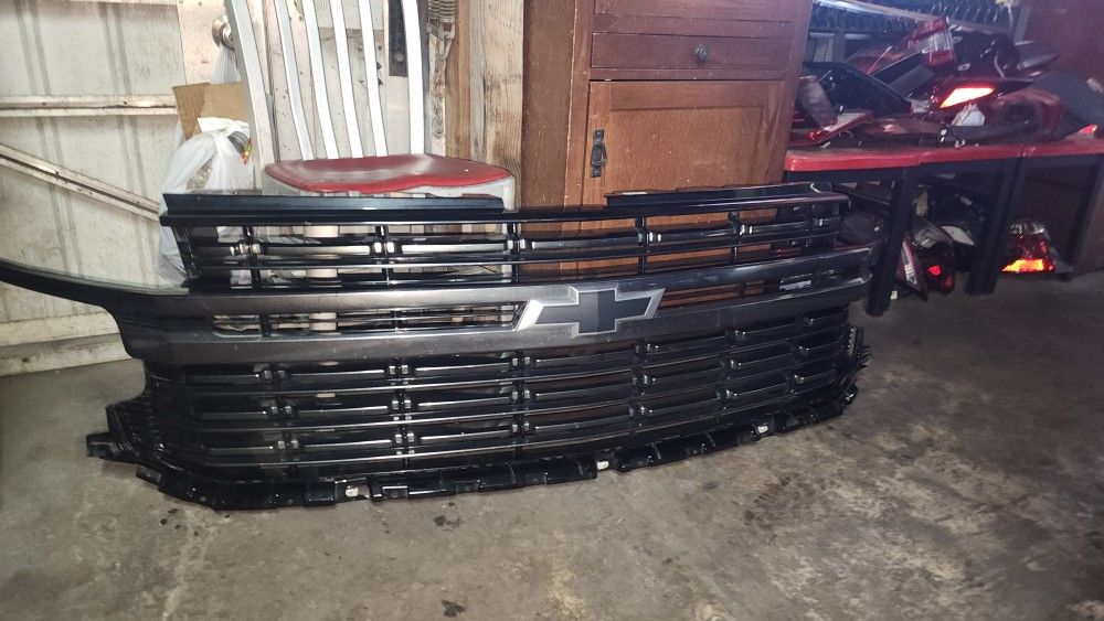 2021-2024 CHEVY TAHOE-SUBURBAN GRILLE