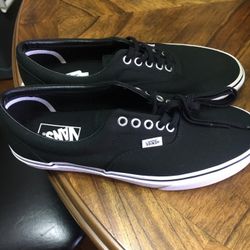 Tenis Nuevos Size 8.5 De Hombre Marca Vans New Never Used