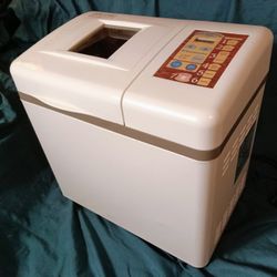 NICE Toastmaster Automatic Breadmaker Machine / Corner Bakery Bread and Dessert Maker - Like new!

