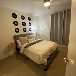 Grey Tufted Bed Frame (Queen)