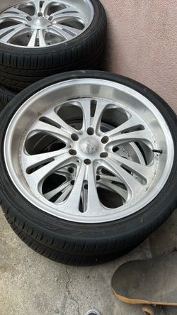 22 inch wheel set for sale Chevy gmc Tahoe rims