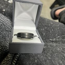Men’s Wedding Band