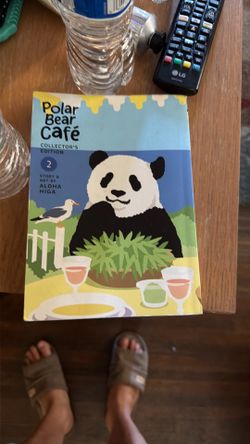 Polar bear Café book collector edition