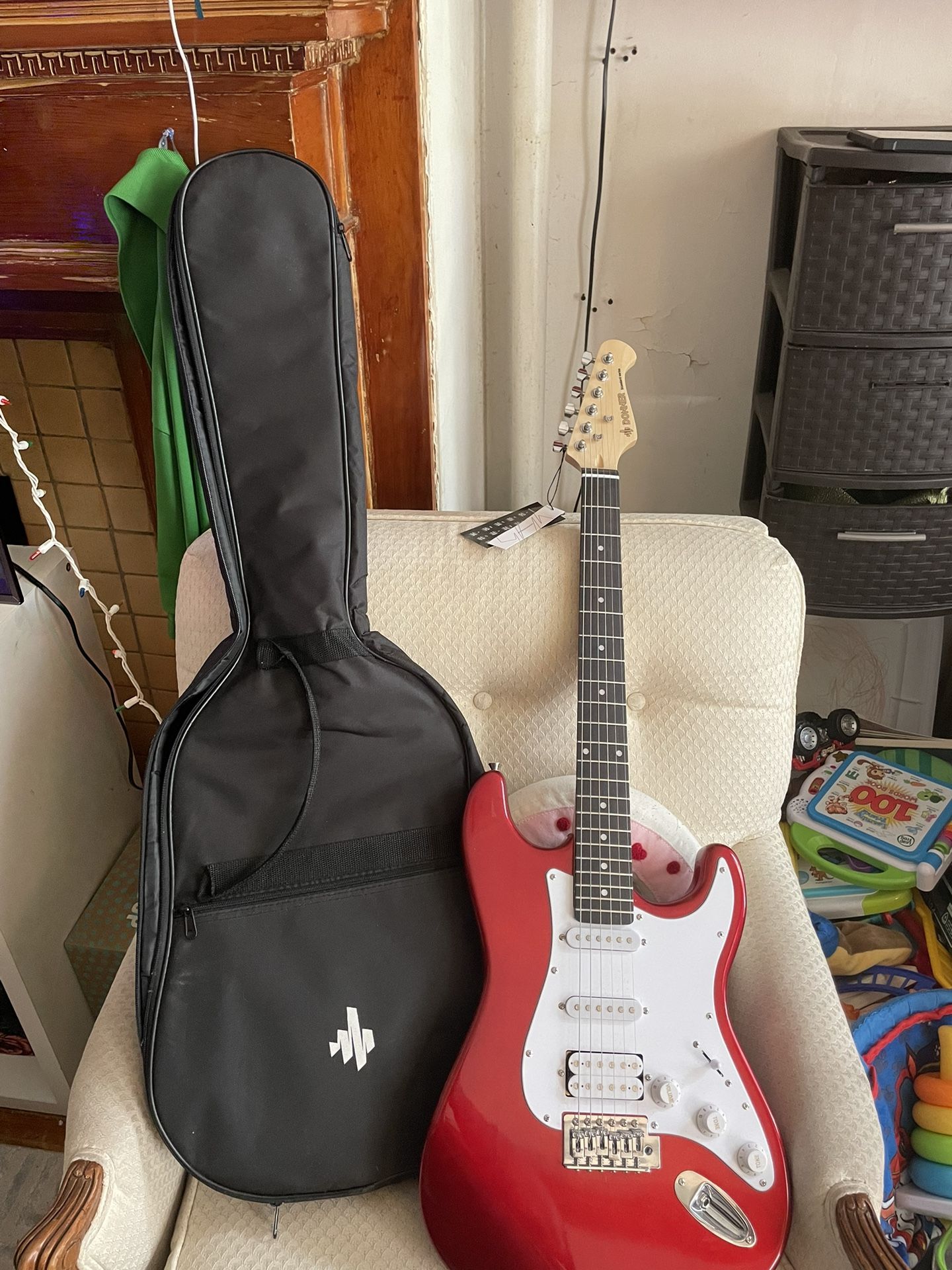 Guitar 