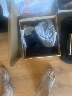 Ladies Boots Size 7 $30. Brand New