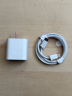 iPhone fast charger 20W and cable