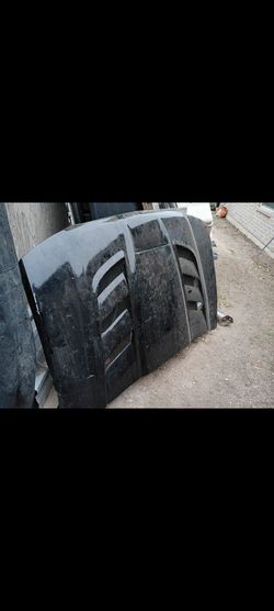 2005 Chevy Hood