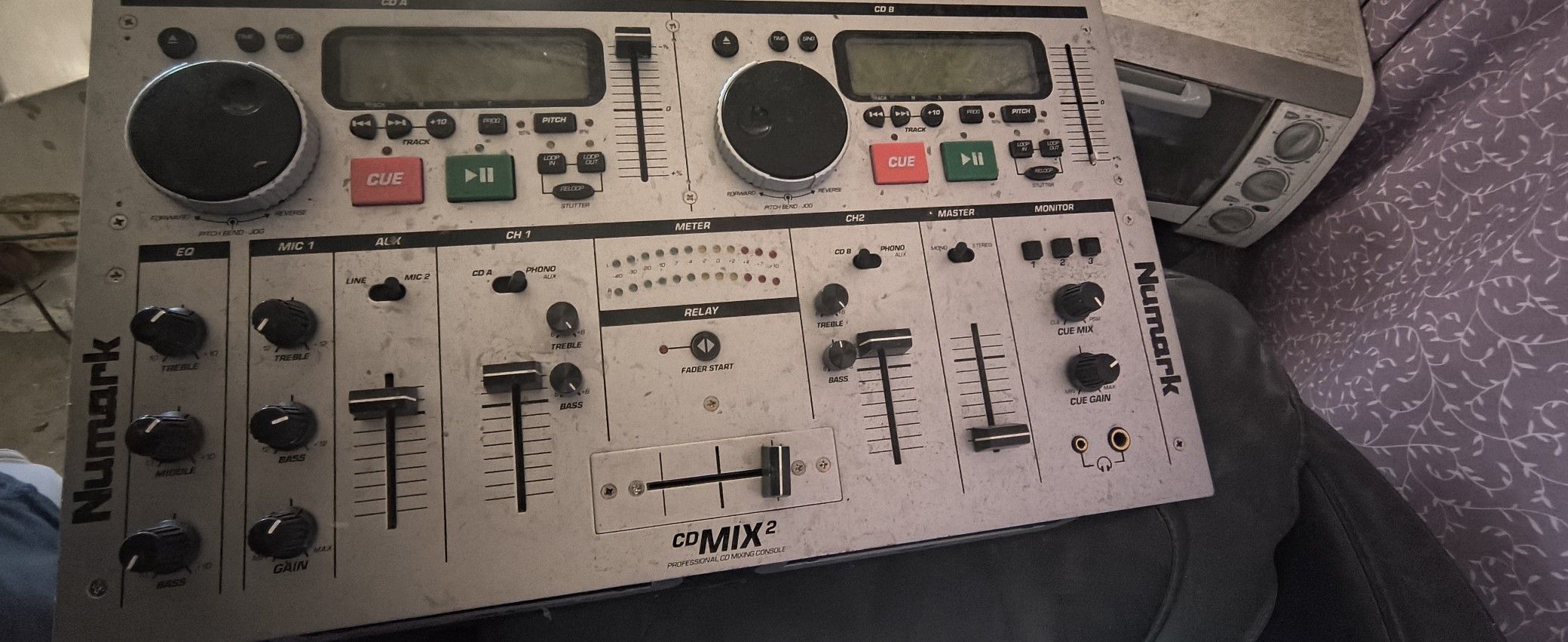 Professional 2 CD Mixing Console