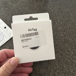 Apple AirTag 