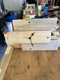Clock handmade (new)
