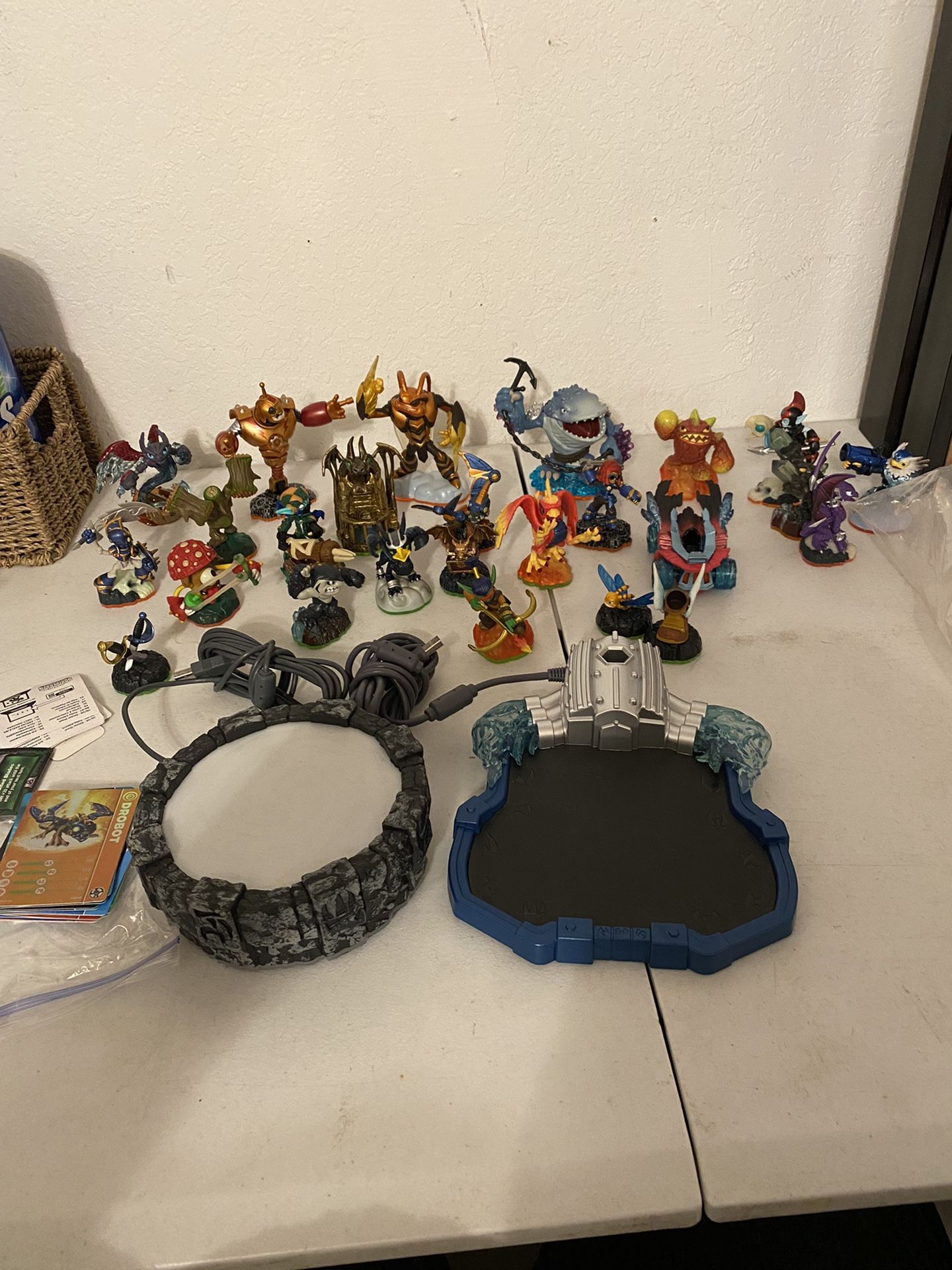 Sky lander Lot