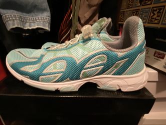 New Zoot tri triathlon running exercise shoes women 8.5