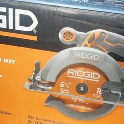 CIRCULAR SAW KIT 18VOLT.
