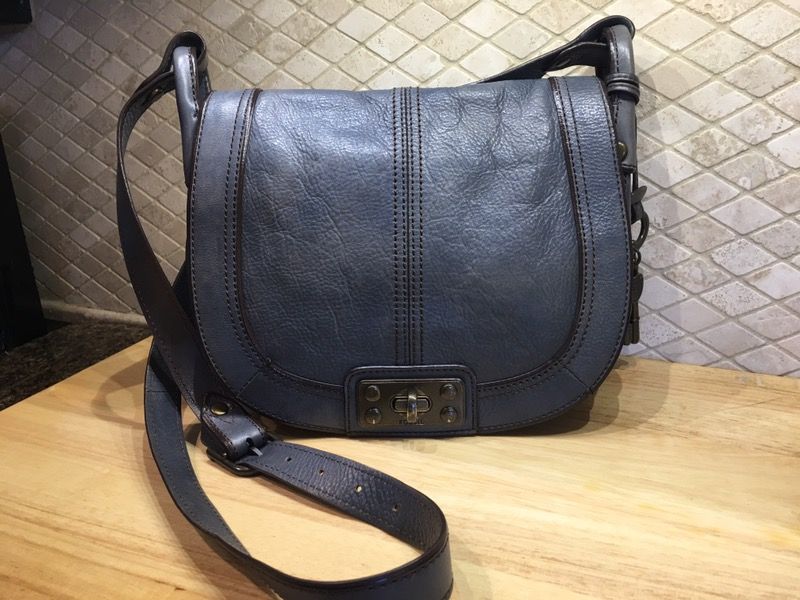 Fossil Women's Vintage Reissue Leather Crossbody Bag