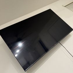 50in Hinsensen W Tv Wall Mount 