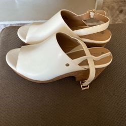 White Wedges