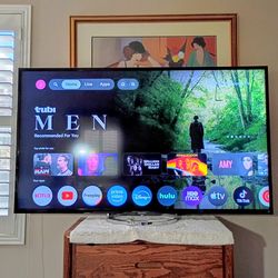 65 inch Sony Bravia 3D Smart tv with remote