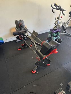 Bowflex Selectech Barbell with weights and stand