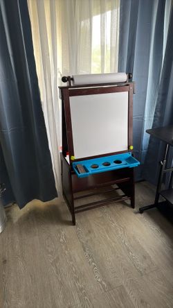 Easel art stand for kids