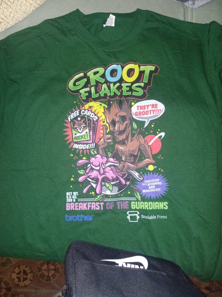 Extra Large Groot Flakes T-shirt