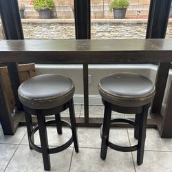 Bar Stool With Table 