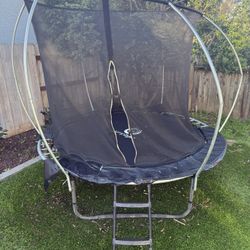 Free 8’ Trampoline