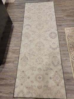 Ivory Paisley Runner 