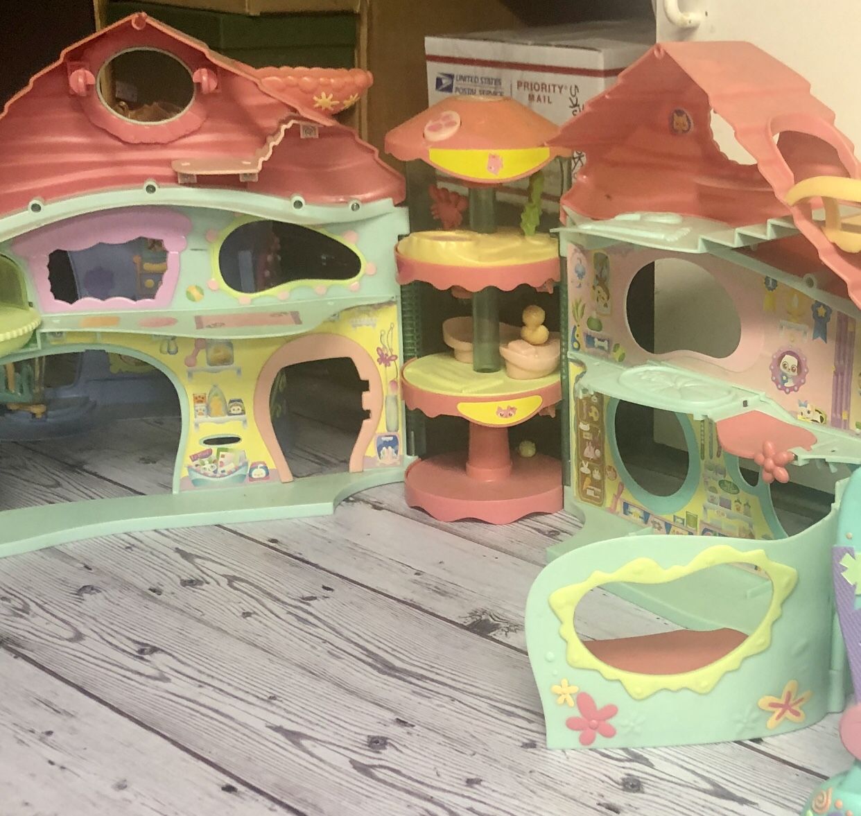 Littlest Pet Shop House Biggest Littlest Pet Playset Foldable Hasbro 2005 LPS