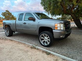 Rims with tires for trade