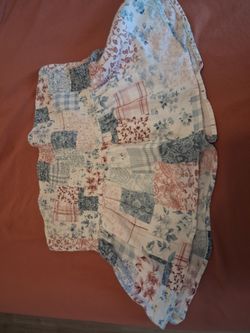 American Eagle top