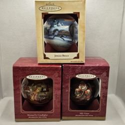 3 Hallmark Keepsake Christmas Ornament Glass Ball Jingle Bells Jolly Visitor Lot

Excellent condition,  appears unused, boxes have some wear from stor