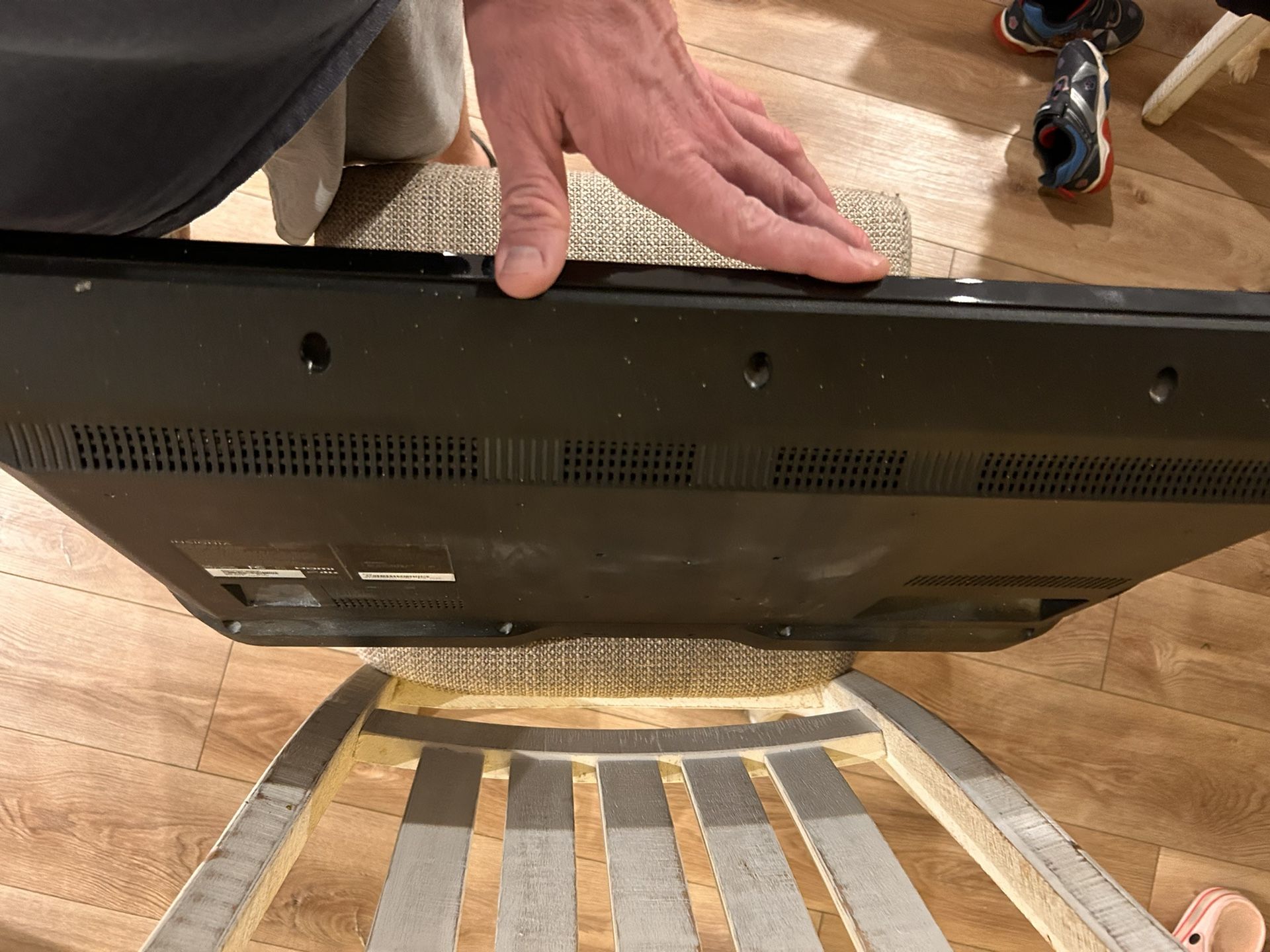 TV Insignia Smart 32”