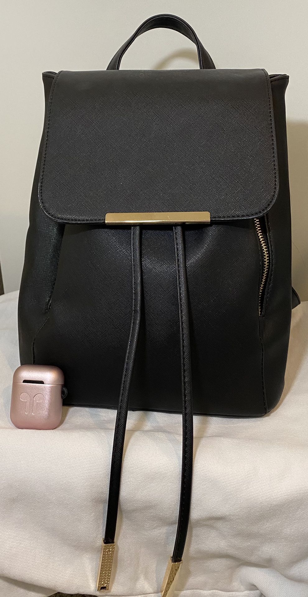 Medium back back