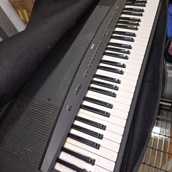 Yamaha Keyboard (YPP-35)
