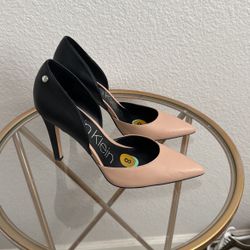 Heels- 2 tone Calvin Klein 