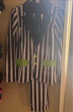 Halloween Costume 🎃 BeetleJuice Suit