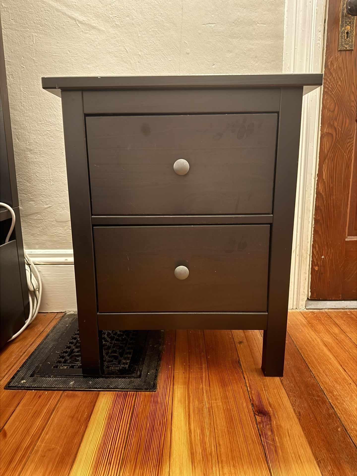 Bedside Stand / Night Stand / End Table