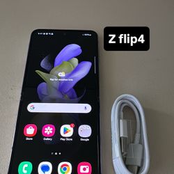 Samsung Z Flip4 5g. Like New & Unlocked! 