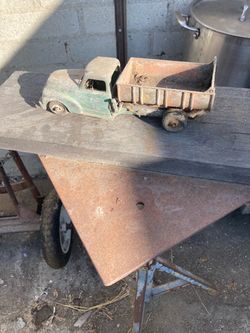 Vintage 1950s Hubley Kiddie Toy Dump Truck - Great Patina