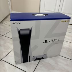 Brand New Sealed Box PS5 Disc Version 825GB 